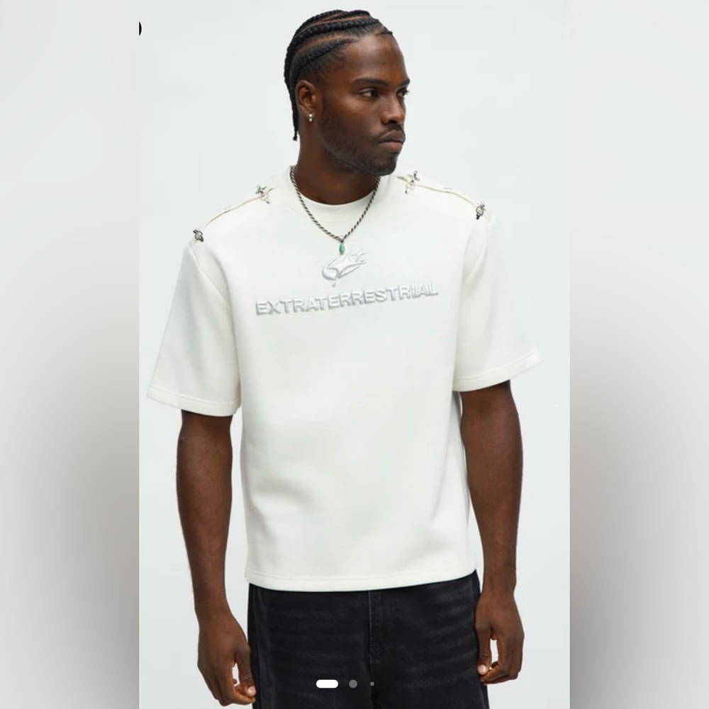 Men’s Fashion Nova Tyson Extraterrestrial Short Sleeve Tee, Color Cream - NWT